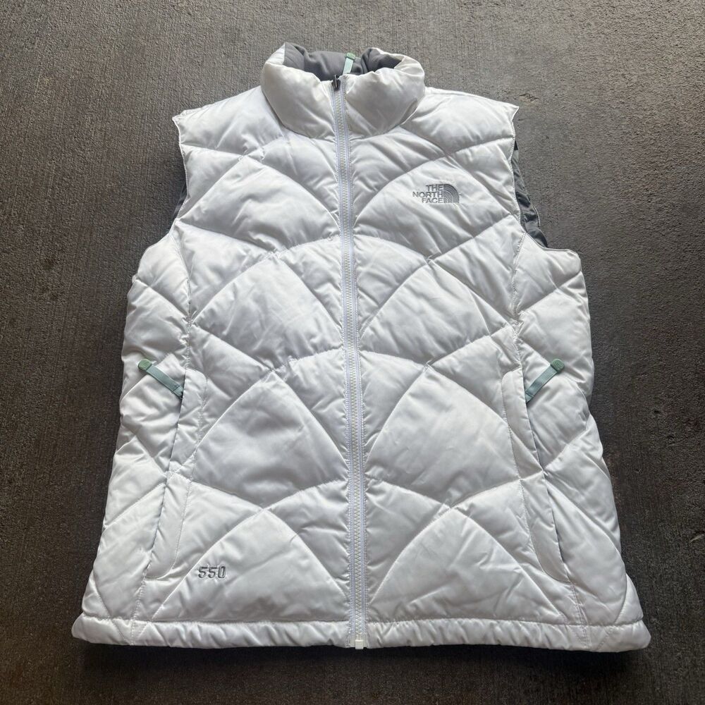 The North Face Women's White Insulated 550 Down Vest